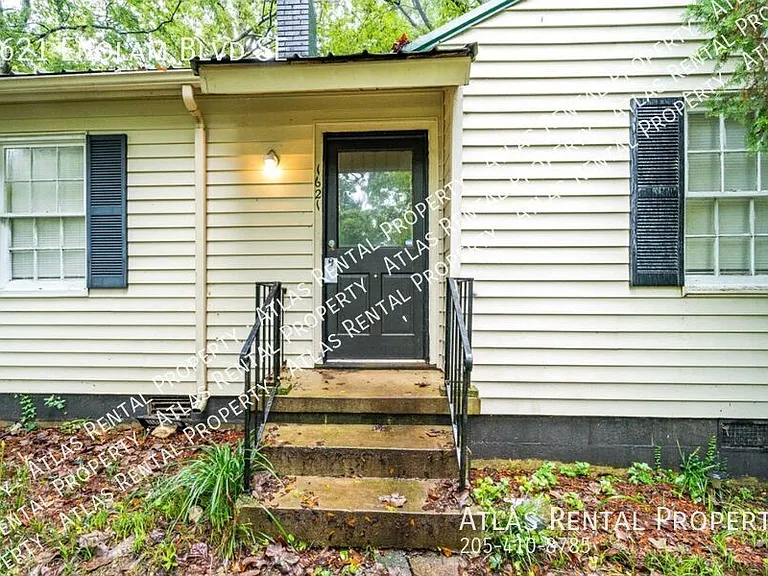 1621 Enolam Blvd SE — Photo 6