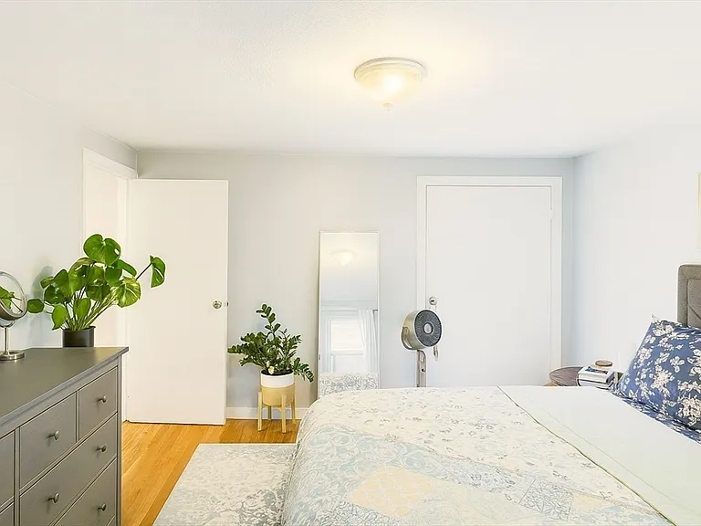 10 Avon St #17 — Photo 16