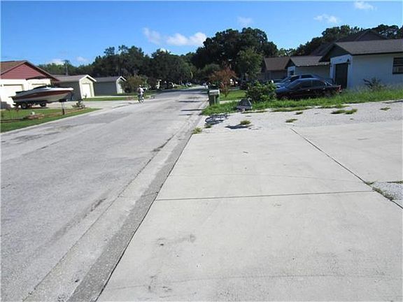 2nd image of 5318 Desoto Pl