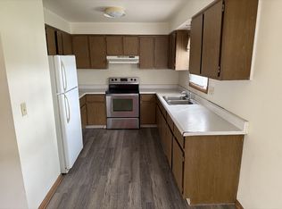 1640 Fern Dr, Manitowoc, WI 54220