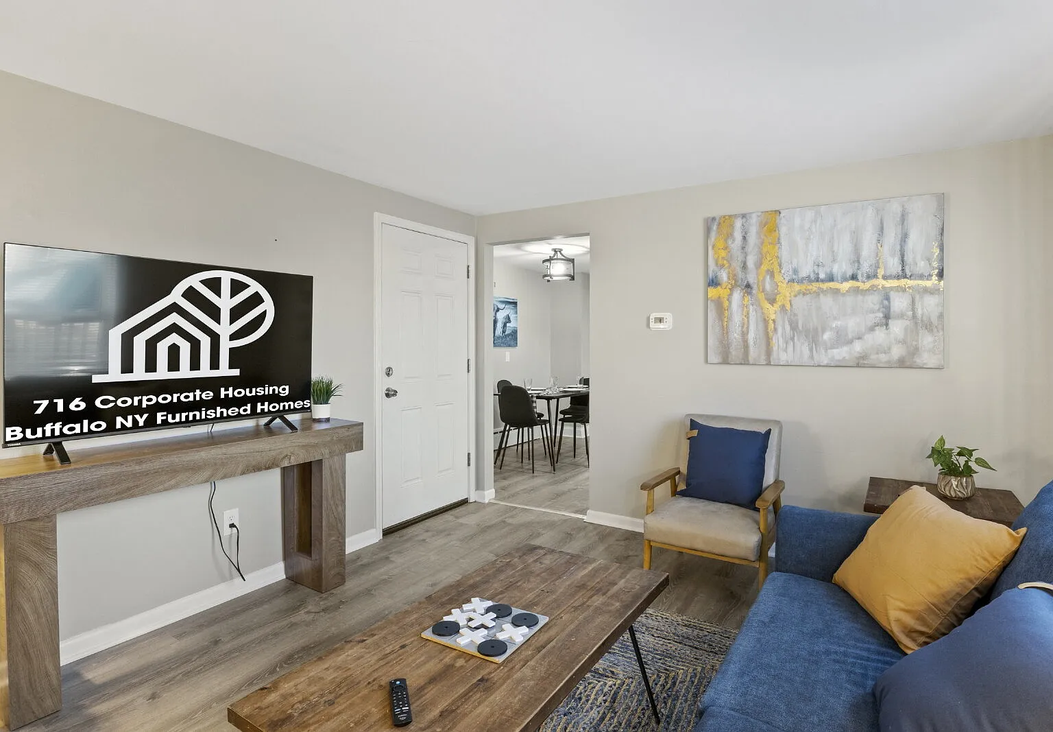 2 bed, 1.0 bath, $2,500 — Photo 4