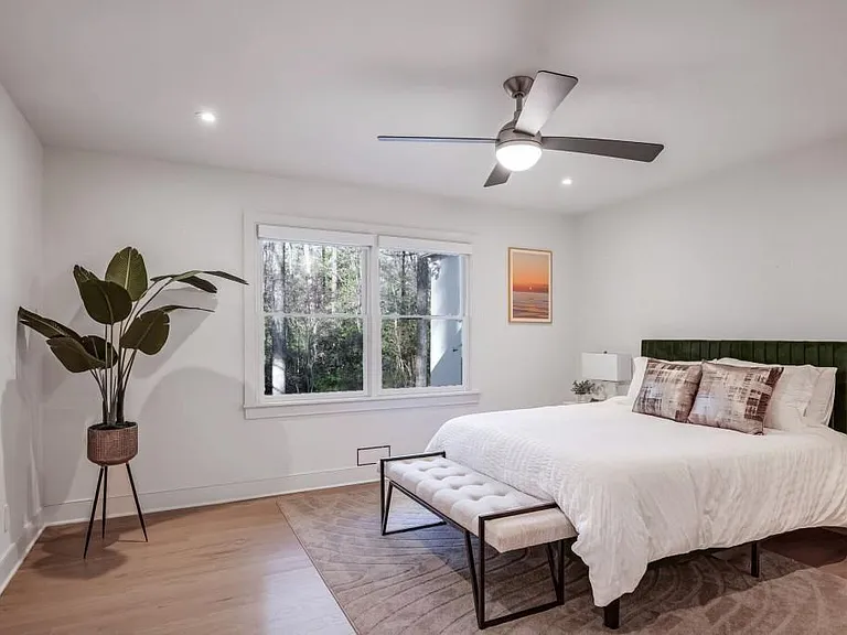 1007 Somerset Dr NW — Photo 33