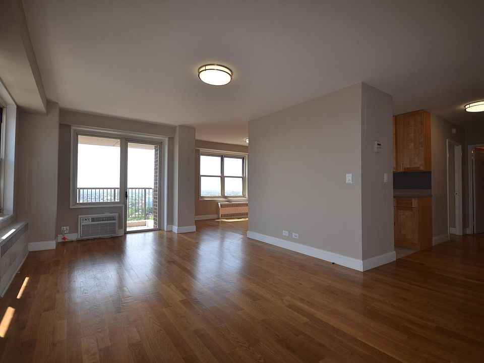 1st image of 123-32 82nd Ave #704
