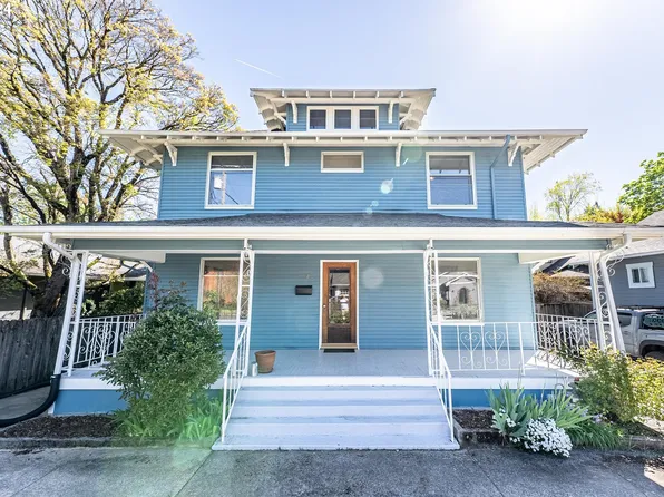 3026 SE Cesar E Chavez Blvd, Portland, OR 97202