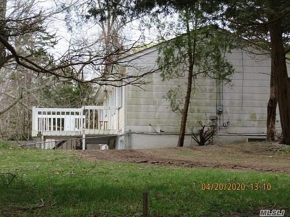 5th image of 627 Montauk Hwy