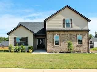 272 Azalea Dr, Oak Grove, KY 42262