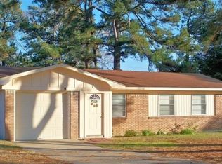 9 Tulip Dr, Texarkana, TX 75503