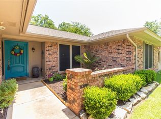 1524 Berkeley Dr, Mansfield, TX 76063