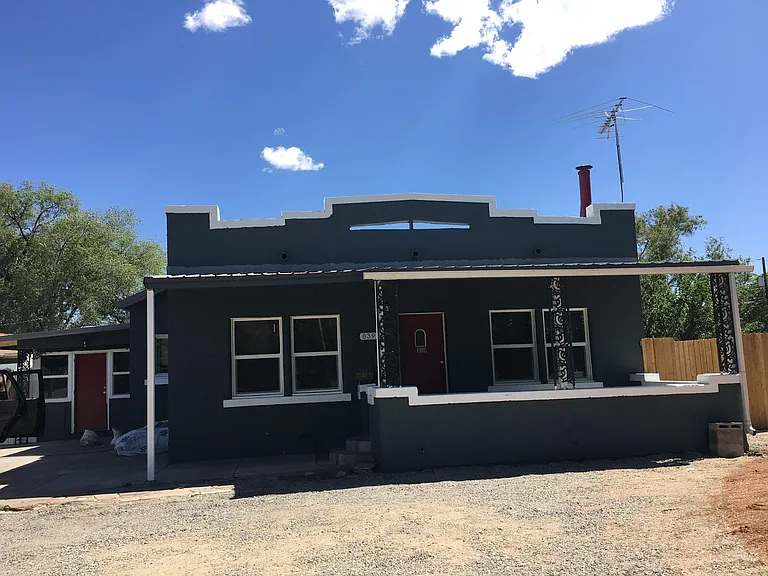 Front yard -lots of parking and a giant front patio.