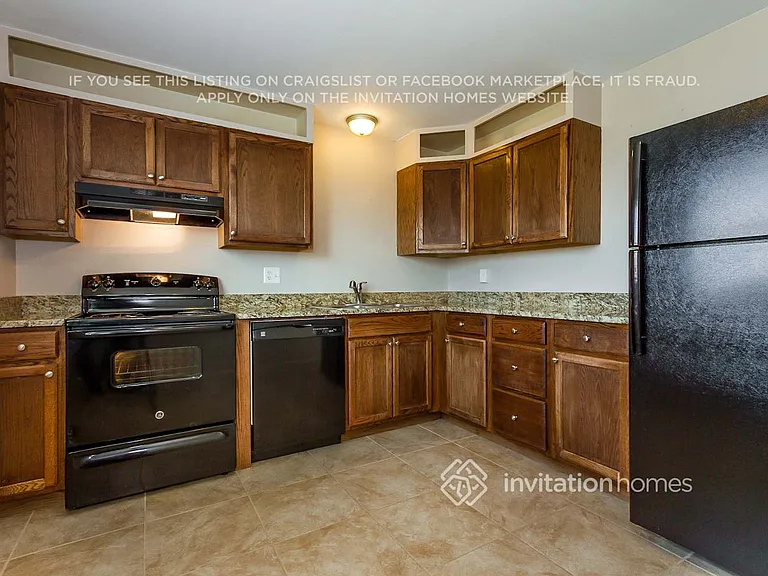 15871 E Linvale Ave — Photo 6