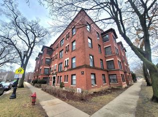 312 Lee St APT 3, Evanston, IL 60202