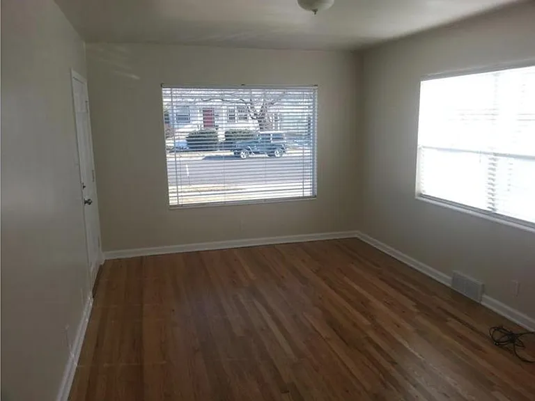 2694 S Hartford St — Photo 3