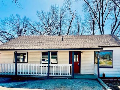 217 W Park Ave, Nevada, MO, 64772
