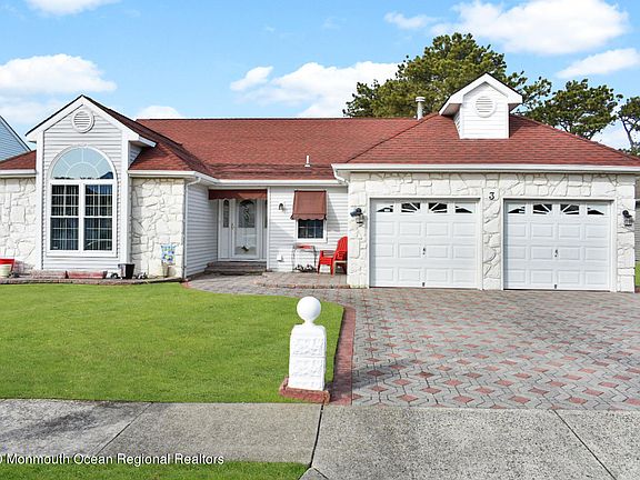 2nd image of 3 Sandhurst Ct #3