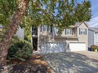 2413 Bay Harbor Dr, Raleigh, NC 27604