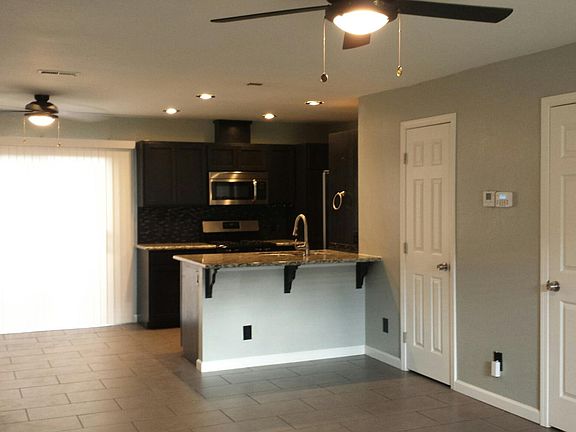 3rd image of 888 Greenfield Ave APT G