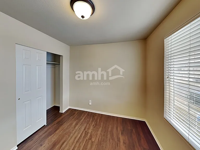 2103 W 2265 N — Photo 6