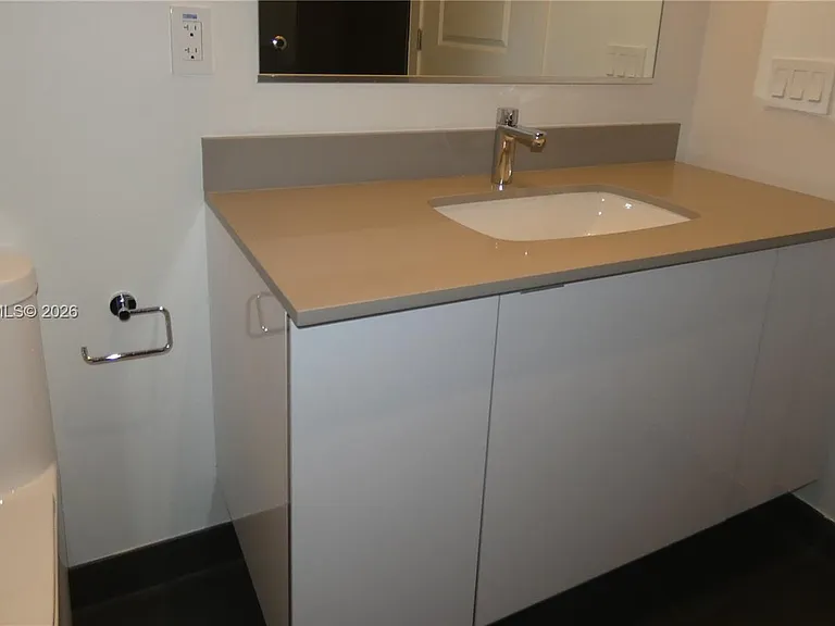 1600 NE 1st Ave #1815 — Photo 11