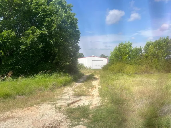 13270 State Highway 59 N, Montague, TX 76251