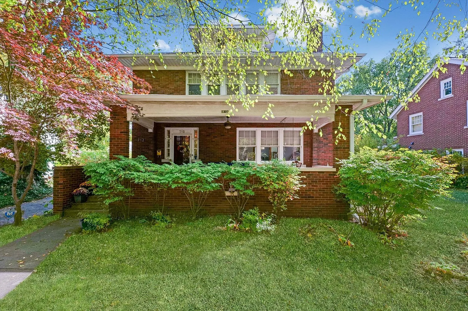 712 S Elm Blvd photo 1