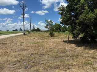 E Travis Ave, Mart, TX 76664