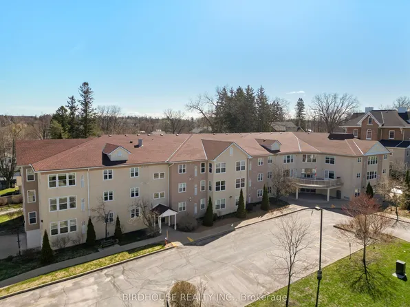 8 Huron St #312, Kawartha Lakes, ON K9V 6K3