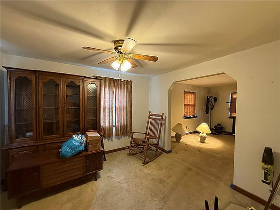 5th image of 124 Carmella Dr