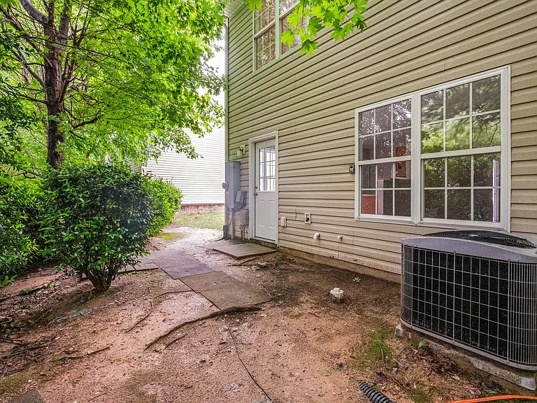 3520 Herndon Oaks Way — Photo 19