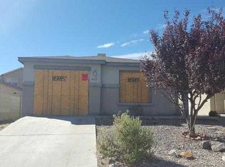 467 Desert Bluff Dr SW, Albuquerque, NM 87121