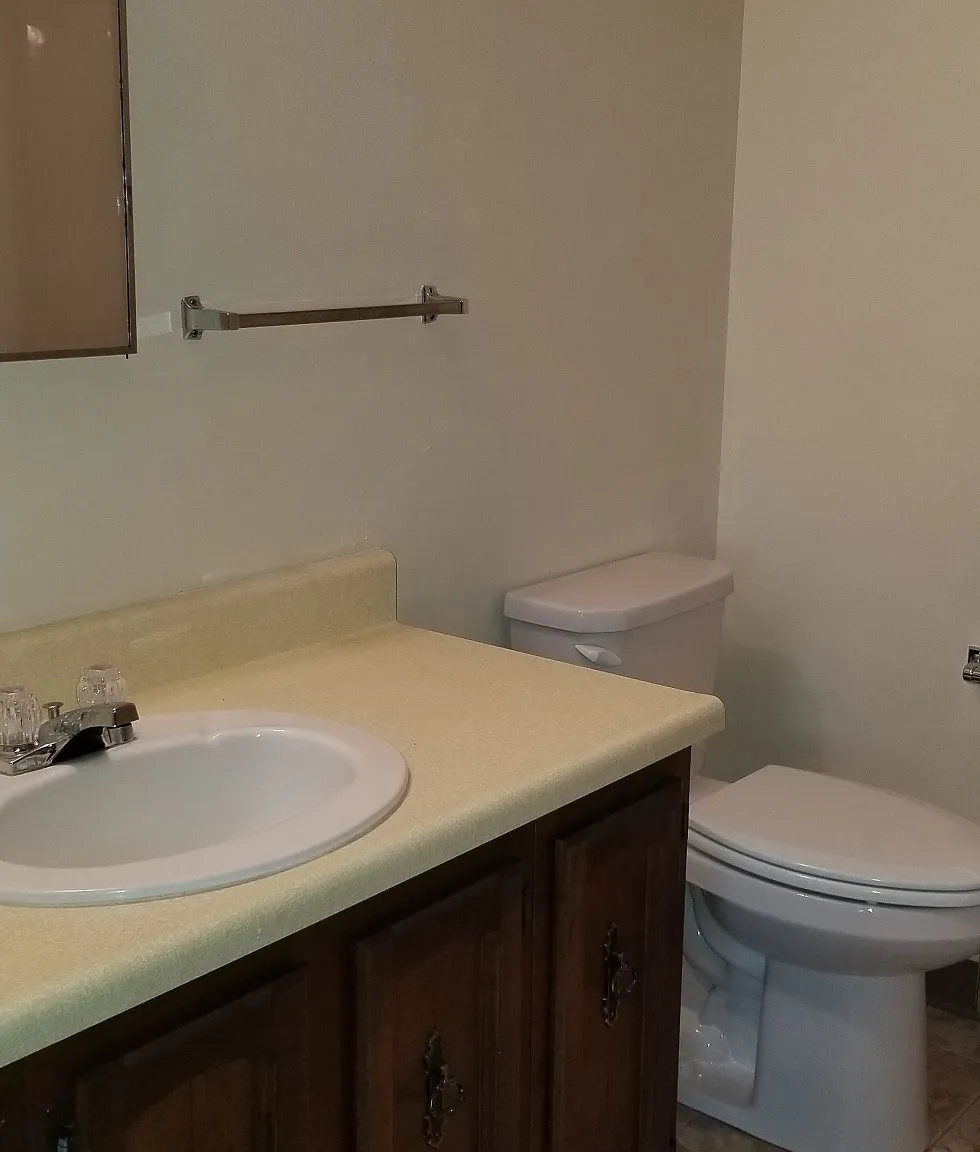 2 bed, $648 — Photo 3