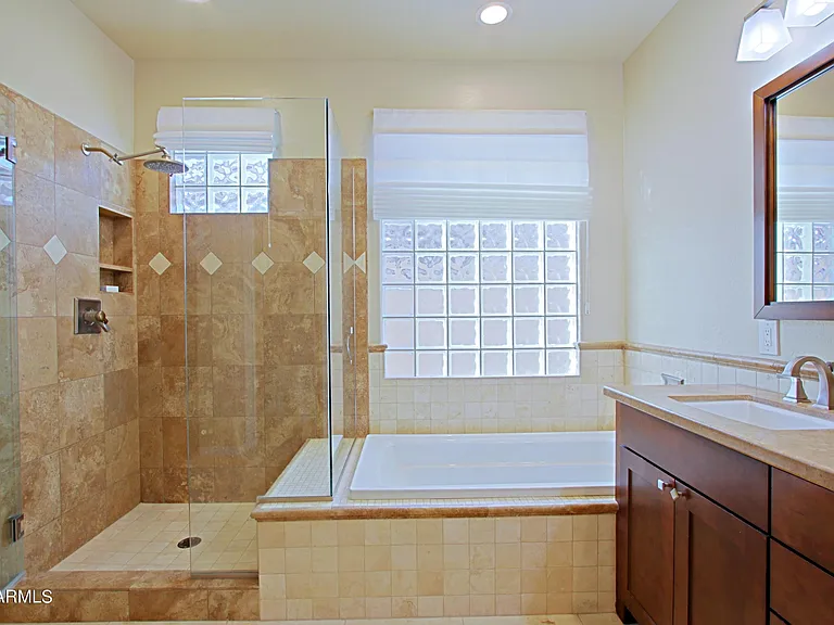 6505 E Night Glow Cir — Photo 28
