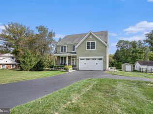 472 Evansburg Rd, Collegeville, PA 19426