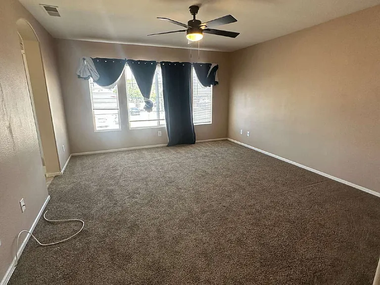 2303 Wisteria Way — Photo 9