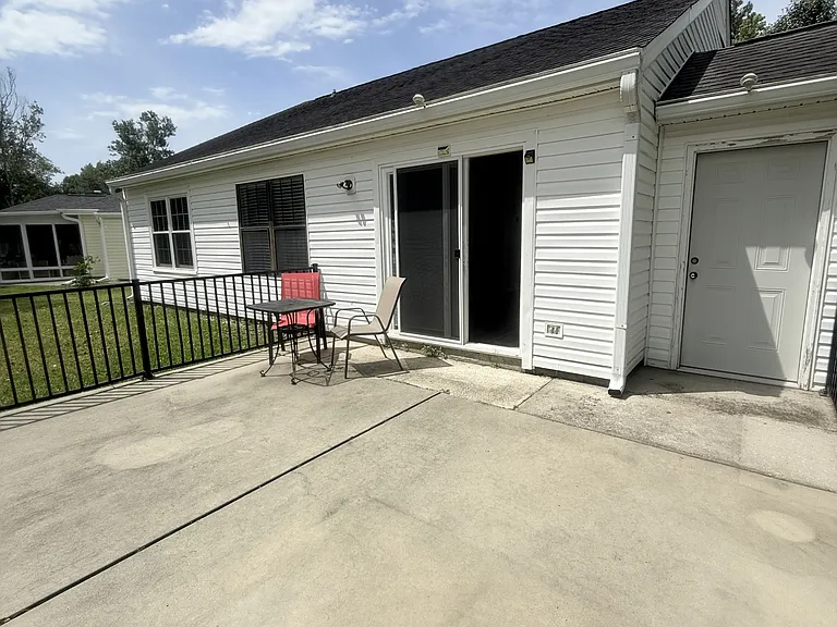 6576 Pebble Beach Cres — Photo 30