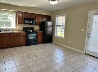 2867 E Creeks Edge Dr, Bloomington, IN 47401