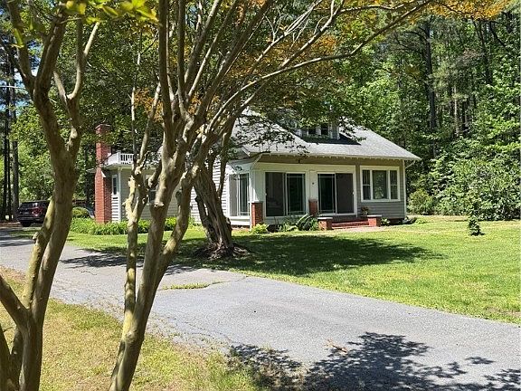 2nd image of 554 Knight Wood Rd