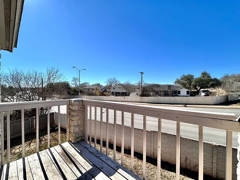 1760 Horseshoe Cir — Photo 24