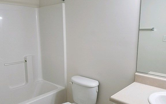 5th image of 4566 Country Glen Cir