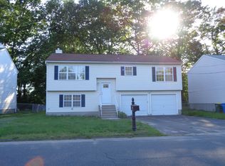 57 Woodglen Dr, Waterbury, CT 06705