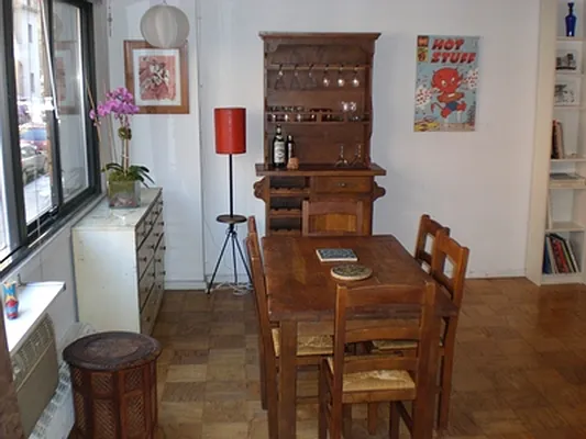 Rented by Akam Sales and Brokerage | media 3