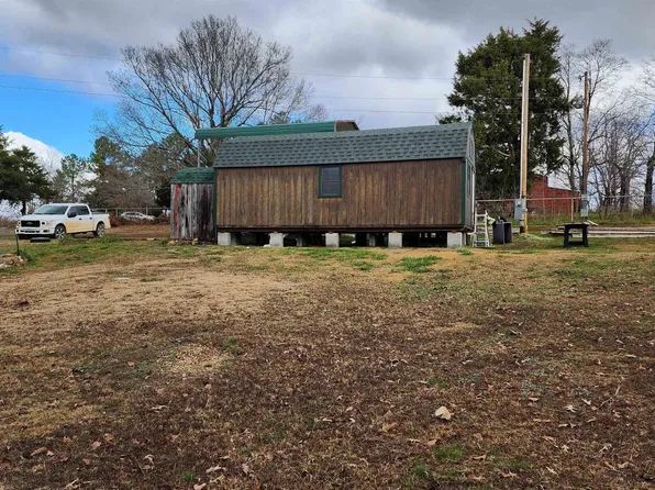 2082 Flint Springs Rd, Viola, AR 72583