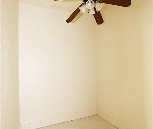 4th image of 452-54 Jackson Ave