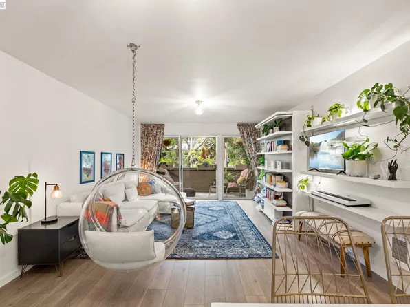 955 Shorepoint Ct APT 100, Alameda, CA 94501