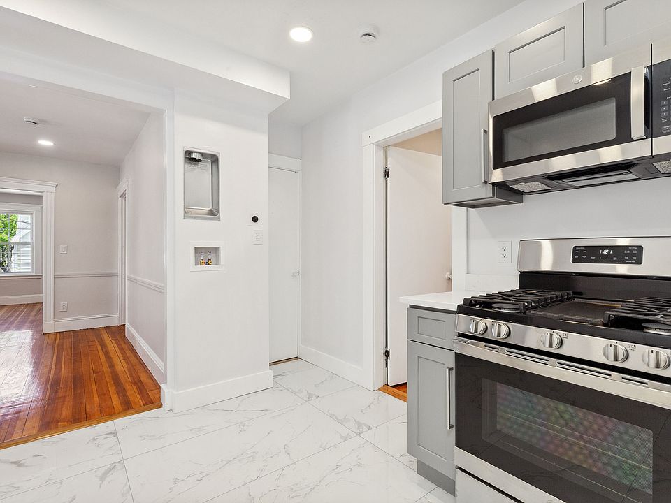 Stackable Washer & Dryer Location