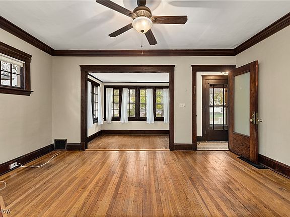 5th image of 1264 Nicholson Ave