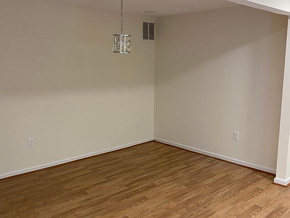 4th image of 8218 McClelland Pl