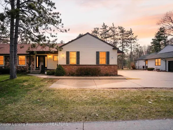 976 Riverview Ct, Williamston, MI 48895