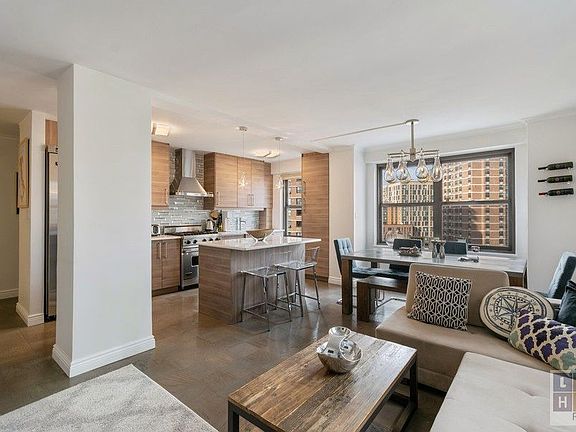 2nd image of 266 E Broadway APT B1004