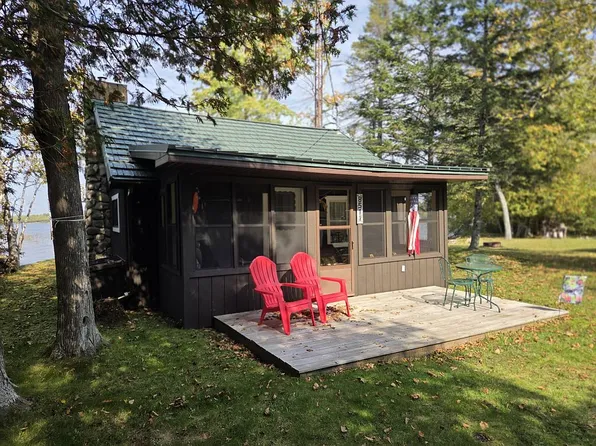 8511 Blake Dr, Levering, MI 49755