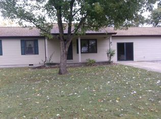 401 Ward St, Energy, IL 62933